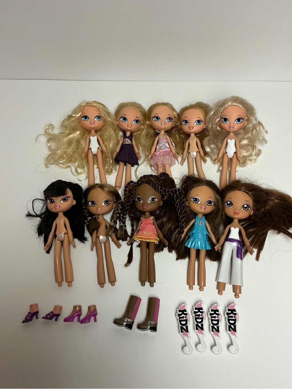 Bratz Kidz Dolls Mixed Lot 10 Girls Nude Blonde Brunette Some Clothes Shoes